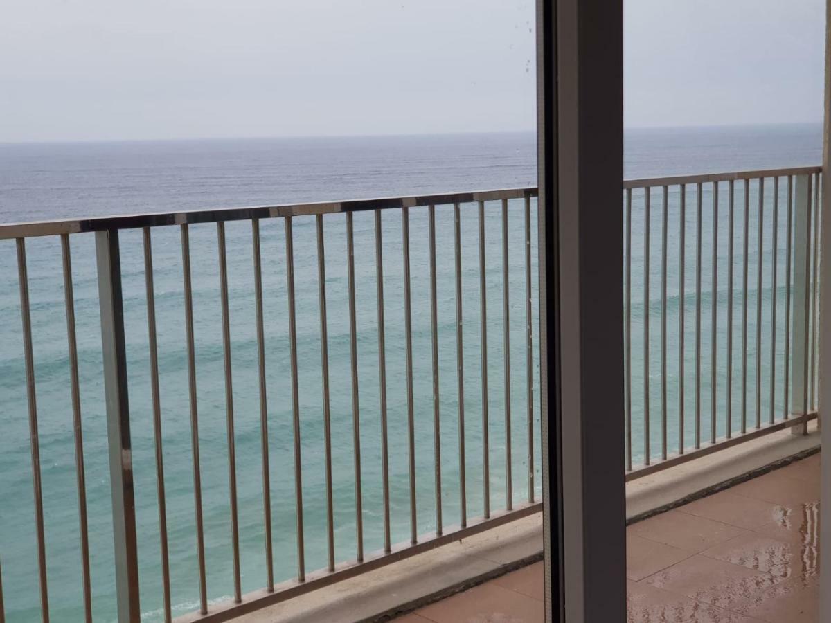 Apartamento En Primera Linia Vistas Al Mar 普拉加德阿罗 外观 照片