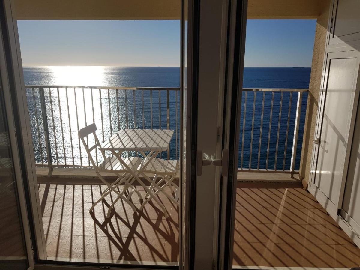 Apartamento En Primera Linia Vistas Al Mar 普拉加德阿罗 外观 照片