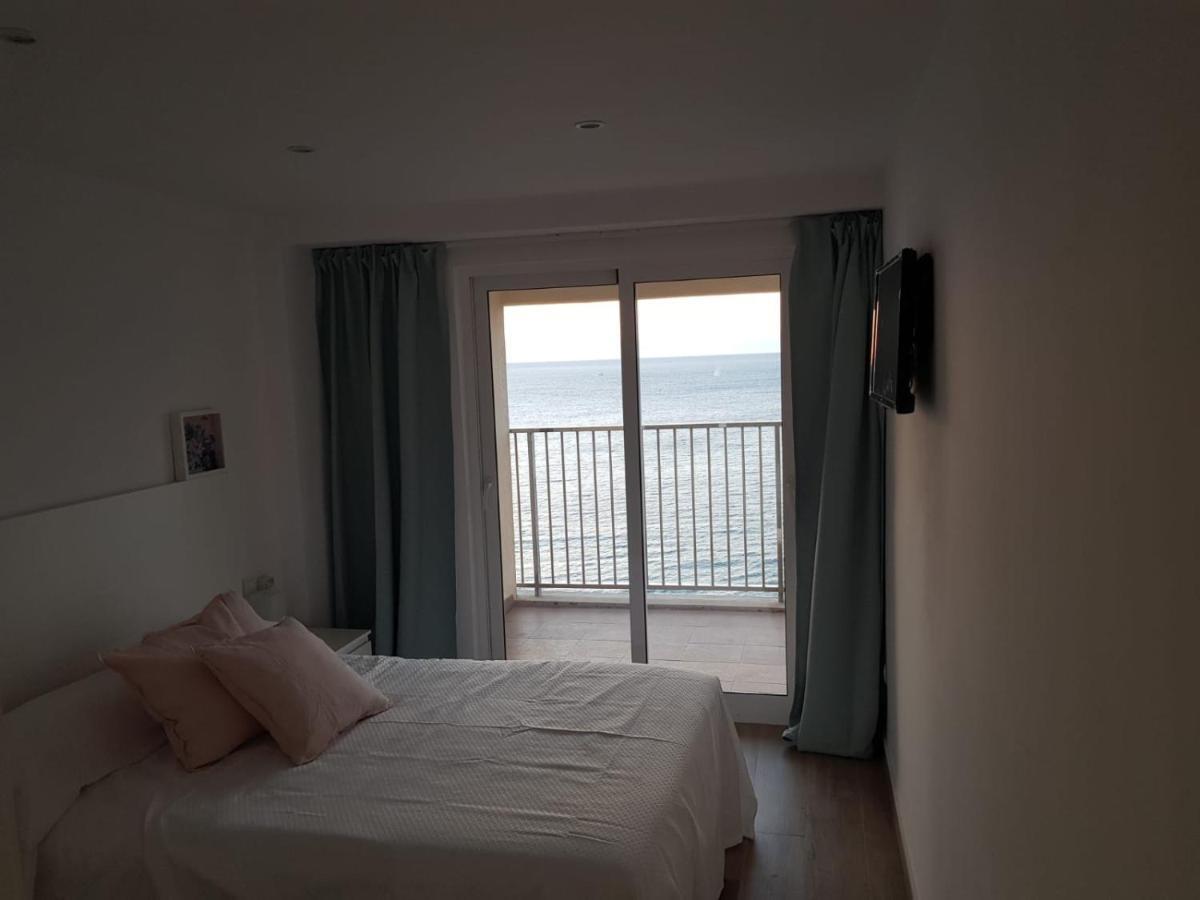 Apartamento En Primera Linia Vistas Al Mar 普拉加德阿罗 外观 照片